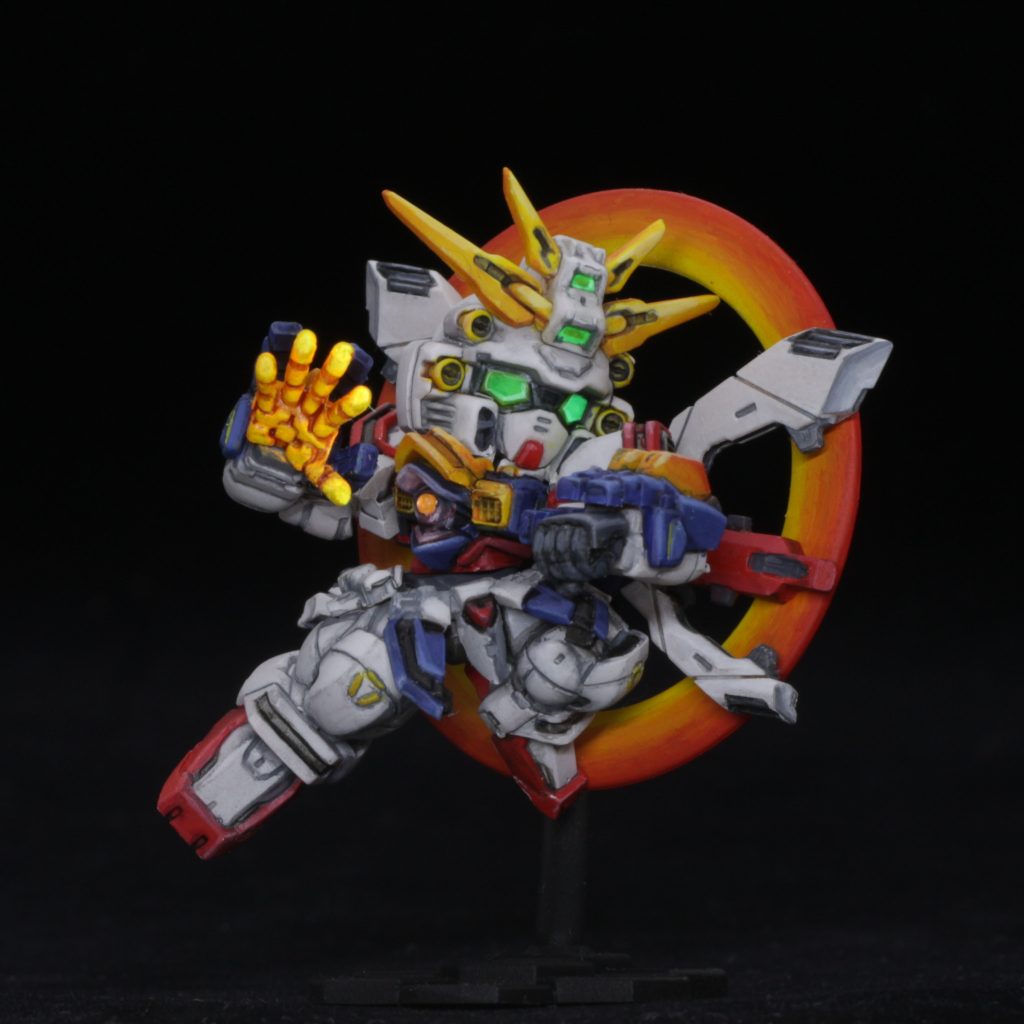 メインカメラ,サブカメラにはエナメル蛍光グリーンをシタデルカラーの上に乗せてあります。右手は市販の蛍光ペンを3種使って色を付けたのち,ガンダムマーカーのクリア艶消しで色を定着させました。写真だとよくわかりませんが,ブラックライトに反応して暗闇で光ります。