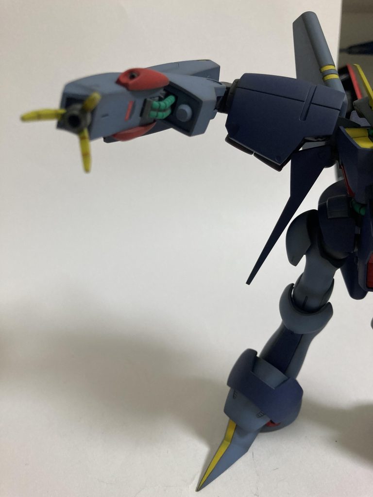 3本指は設定通りの角度で作り直しました