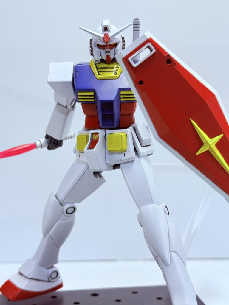 ビームサーベル構え。