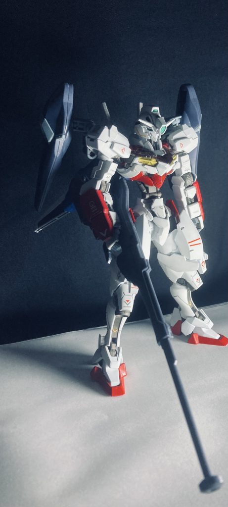 最後に装備バリエーションXFG-001A/FP/A-77  ファラクト・アンスールifの可能性のバリエーションの1つルブリスアンスールに空間高機動オプション➕狙撃用装備を装着した形態。本機の装備バリエーションは擬似的あるいは部分的に他機を再現している。装備装着時の名称は(再現機体名➕アンスール)となる。本機の場合装備構成及び対応可能作戦がガンダムファラクトとある程度一致しており、ガンダムファラクトを再現している事になるのでファラクトの名を冠している。