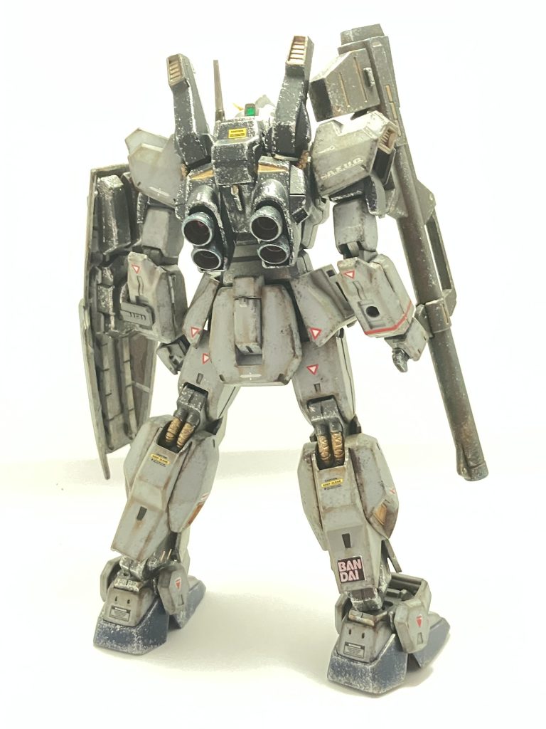 いや、バックはこれ、シルバー色でチッピングやりすぎ。反省。・・・・。まあでも、REAL TYPE Verなのであり・・・かも？