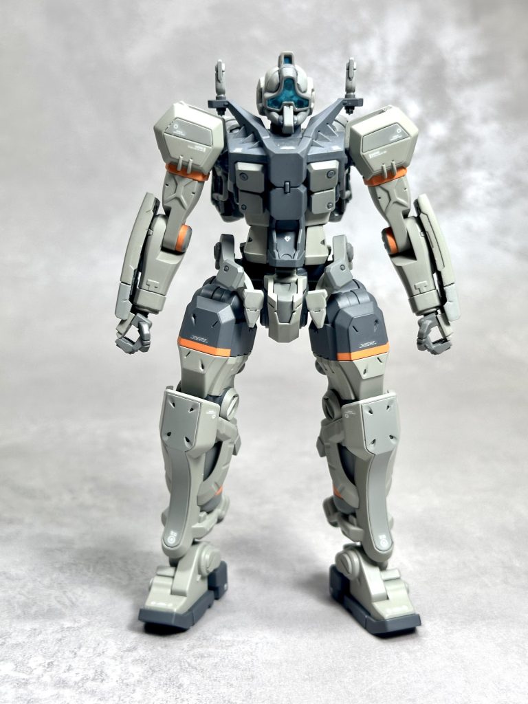 胸部や腰のヘリウムコア部分のディテールを３Dプリンターパーツに変換してます。