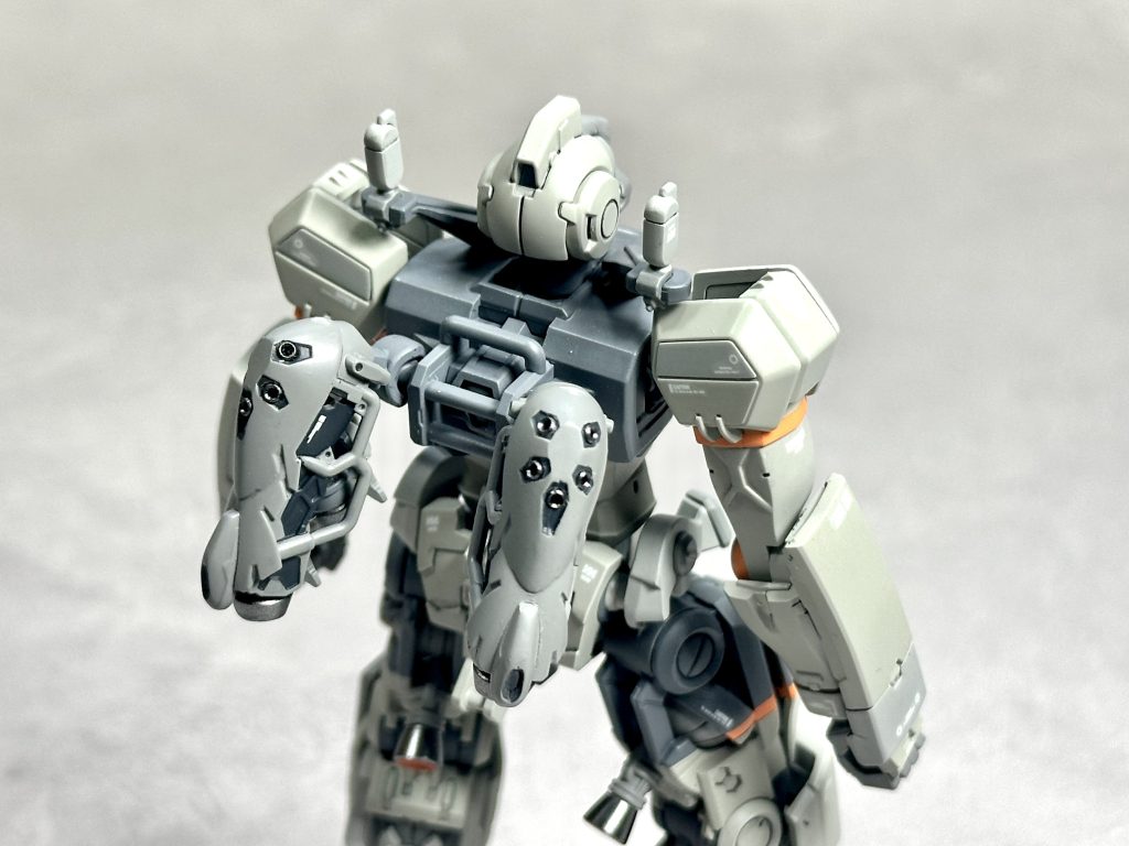 バックパックはあとはめ加工後に、３Dプリンターパーツを埋め込み