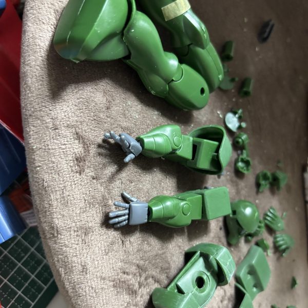 どこか 当たり前 の 様に 関節 拡張 の下準備。。。(zaku-kao4) とりわけ 足 が くせもの の 様ですね！(zaku-kao9)（4枚目）