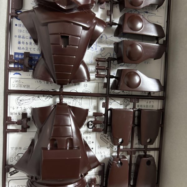 急に涼しくなってきました♪そして夏場の疲れが。。。(zaku-kao4)気分転換に水泳部からアッガイくんをチョイスしてミクコラボしてしまう予定予定ですからね。 （5枚目）