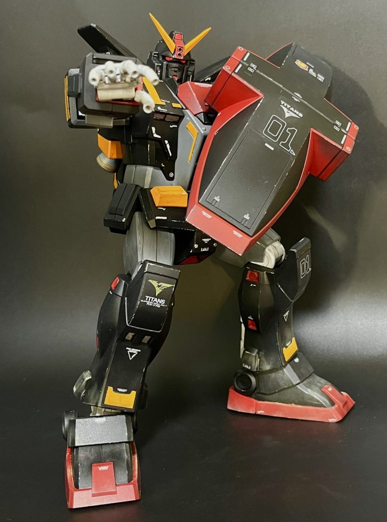 さて、今回はサイコガンダムでした！！実は初めて作るガンダムなんですよね、ジオンMSからガンダム作品にハマった自分ですので、ガンダムというものに靡かずにここまで来たわけですが、やっぱり敵機となると作りたくて仕方なかった…！！あまり自分語りも良くは無いのでこれ以上はやめておきますがもう最高ですね。Mk-Ⅱはまだ持ってないので入手次第また作っていこうと思います！！ 次回も引き続きティターンズ機体！最後に残したPMXを予定してます！では👋