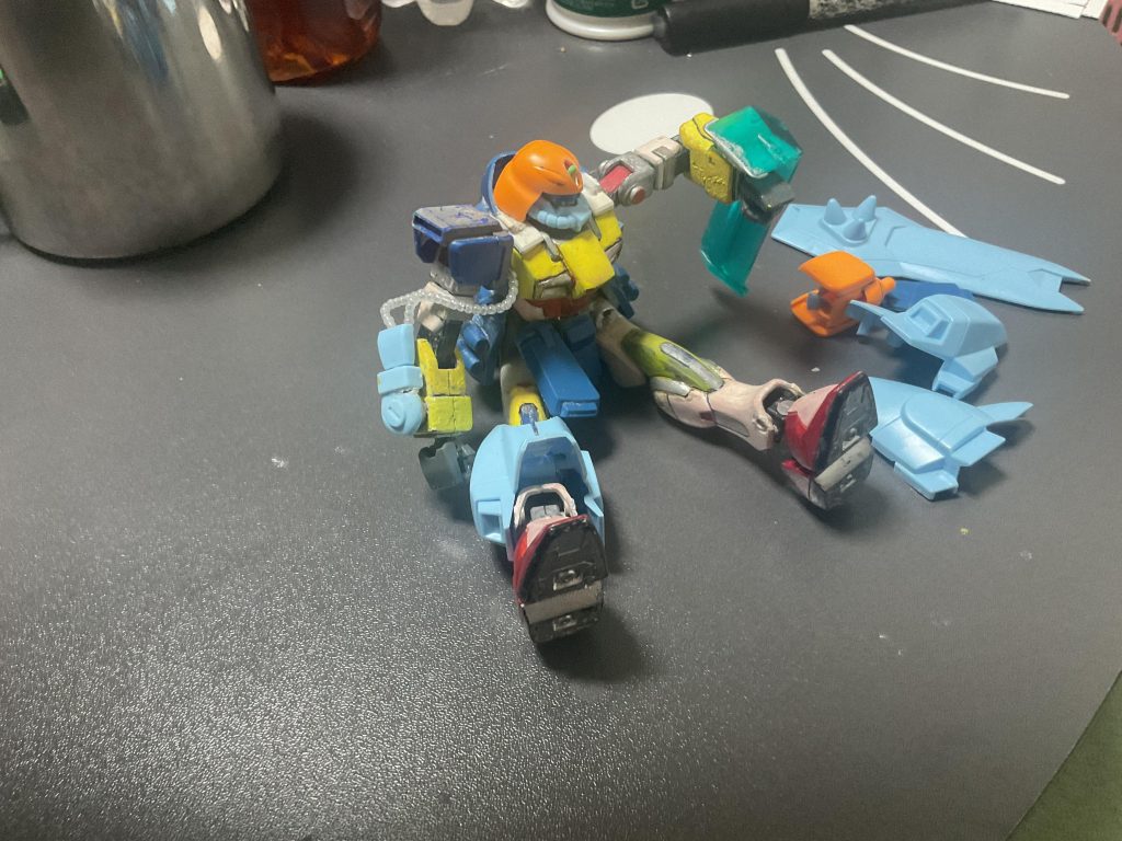 ミラーの見解「スラッシュウィザードが一番相性がいい」「正直ガナー扱えるのは天才。」「装甲の色は青がふさわしい。」世界が本当に平和になったその日、この装甲は緑では無くなるかもしれない。