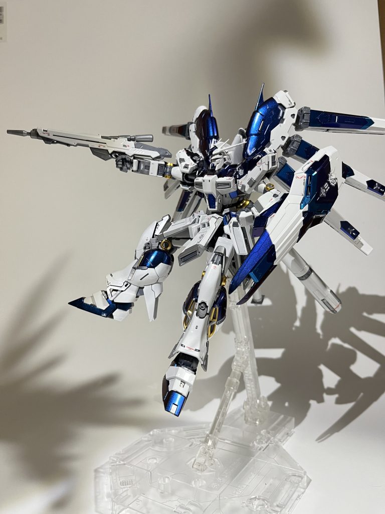 RG Hi-νガンダム[チタニウムフィニッシュ]部分塗装