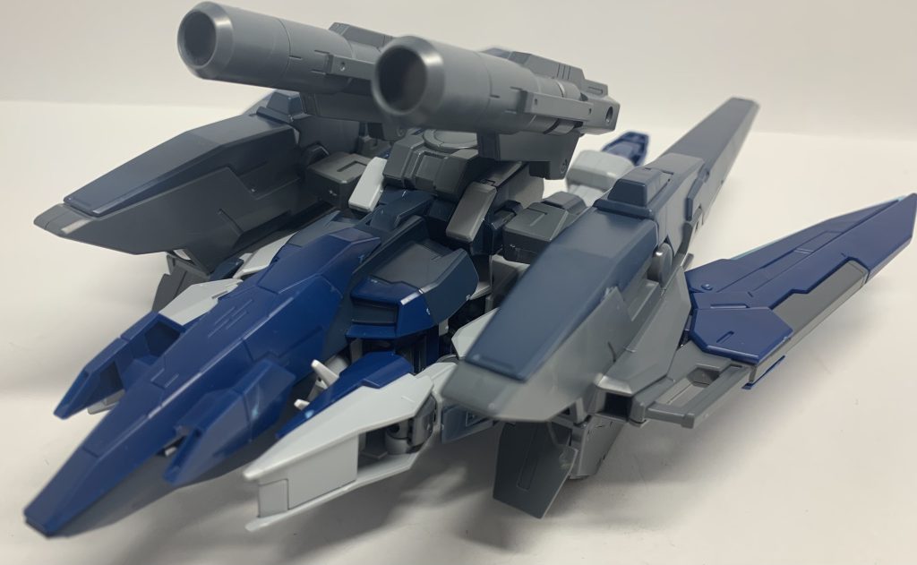 GNブル形態キャノンを反転させてタンクになるのは上手いですね〜