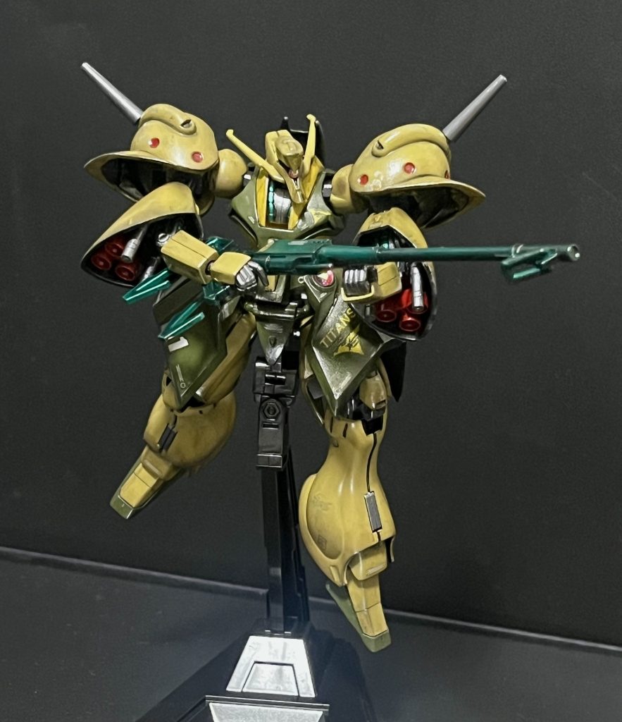 さて、今回はガブスレイでした。個人的な思い入れは残念ながら薄いのですが、Zらしい奇抜ながらも流線型の腕周りがかっこいいデザインの1機でしたね。 さて、ガブスレイが早く出来すぎたこともあって次回はちょっとまだ何作るか決めかねてるのですけど、肩が変な形でごっついあの機体か、手を組みあわせたポーズがくそかっこいいあの機体かどっちかになると思います。それでは!👋