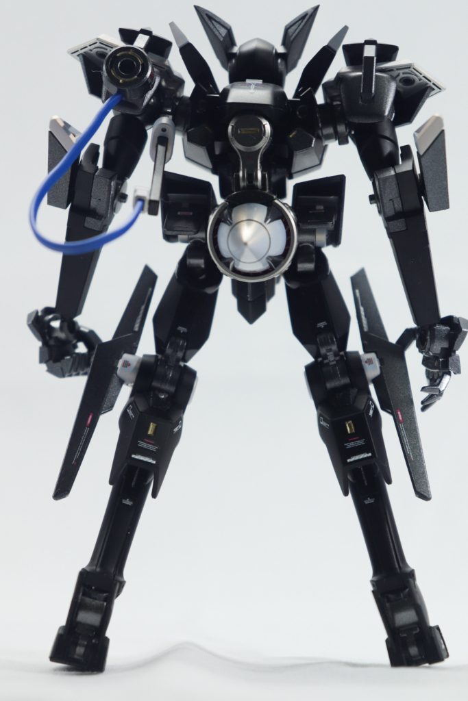 全体的にデカールは多めに仕上げてます。