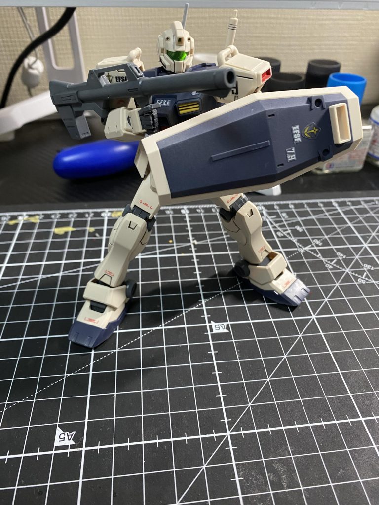 バズーカの持ち手を弄ってるとポロリするので構えポーズは控えめ