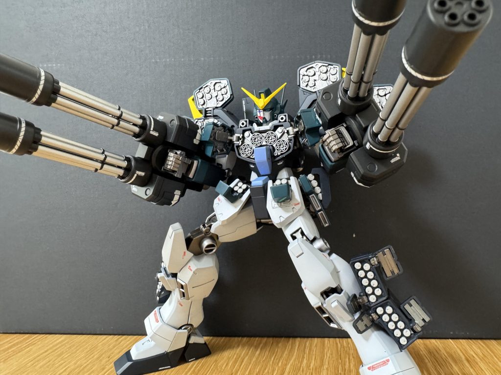 ヘビーアームズといえばコレ②フルオープンアタックです。地味にポージングだったりアングルだったりを結構試行錯誤しました。