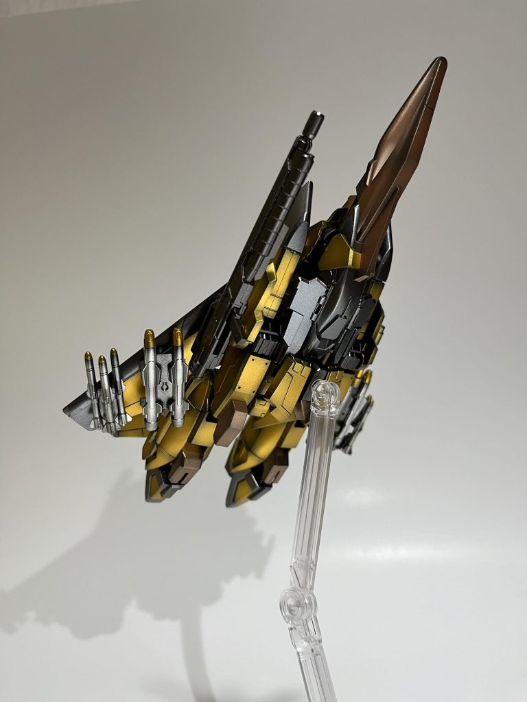 裏側もいいゾ…