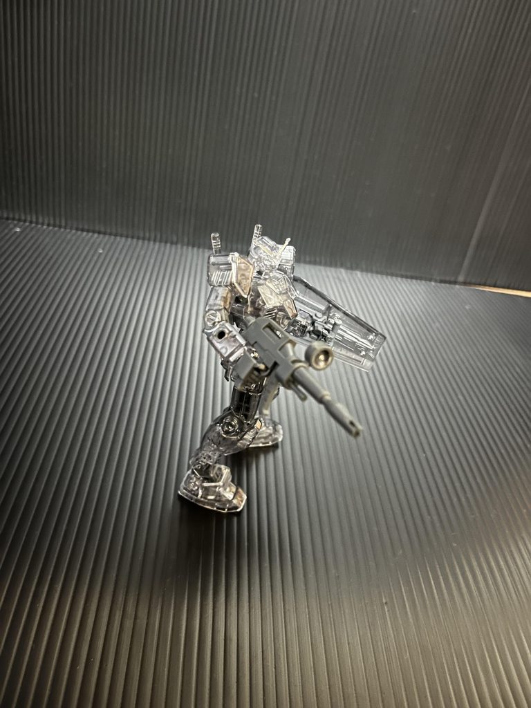 ガンダム–2枚目/制作者：アッキー