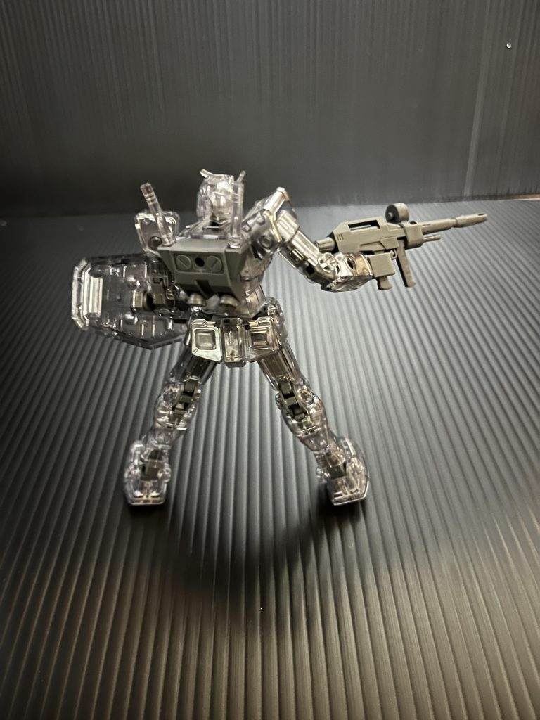 ガンダム–4枚目/制作者：アッキー