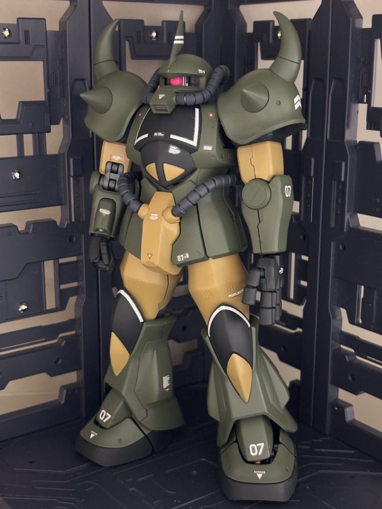 MS-07B『リアルタイプグフ』