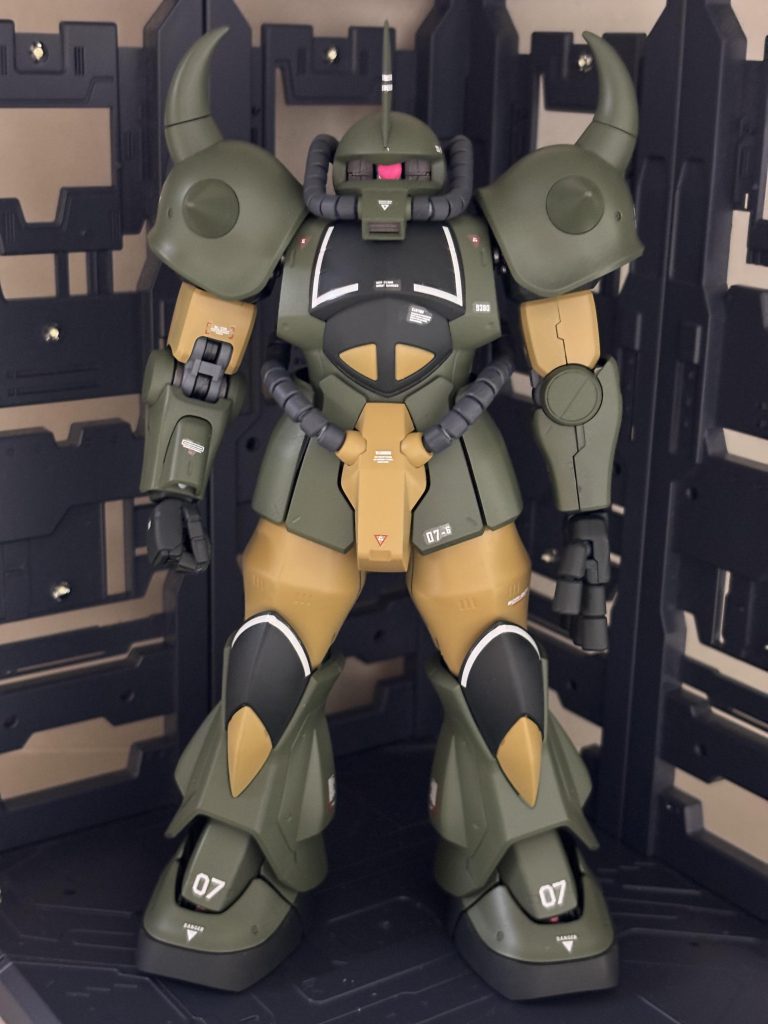 フロントビュー 