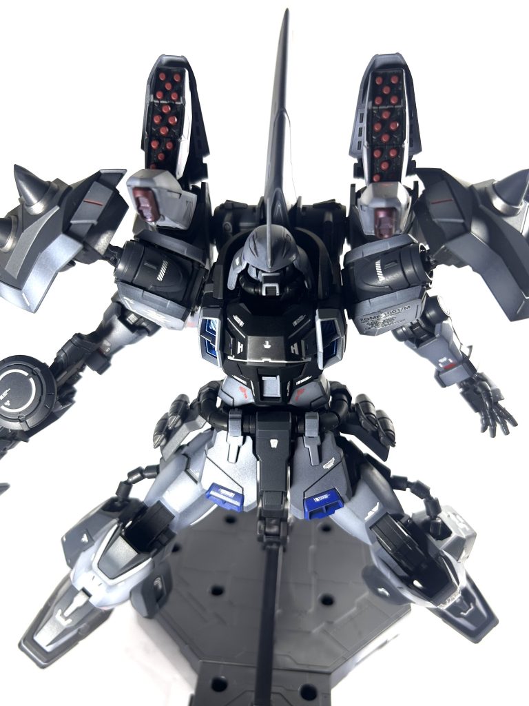 ミサイルのパーツがすごくカッチョいい！このキットの見ごたえポイントです