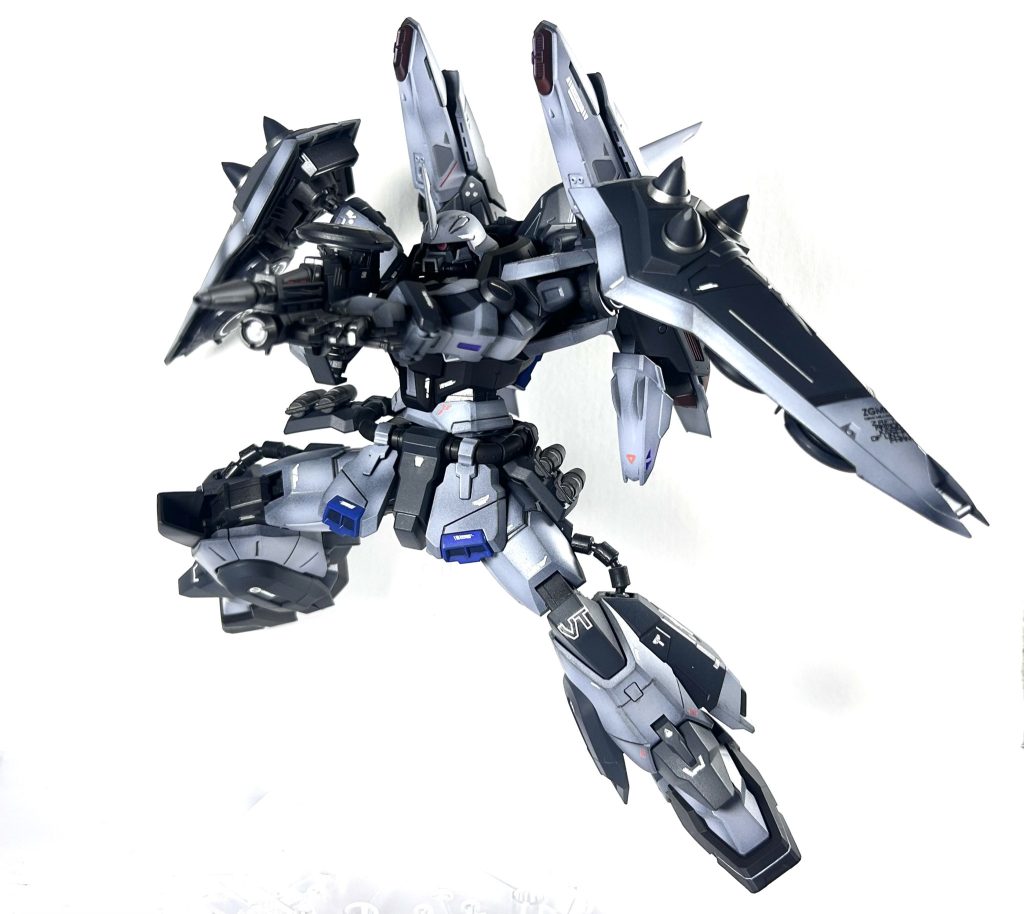 ザクといえばビーム突撃銃を両手持ちで振り下ろし！親の顔よりみたバンクシーン