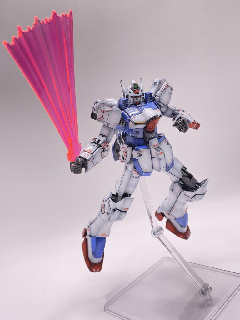 ハリセンサーベル！せっかく蛍光ピンクで塗ったので記念写真(*´▽｀*)