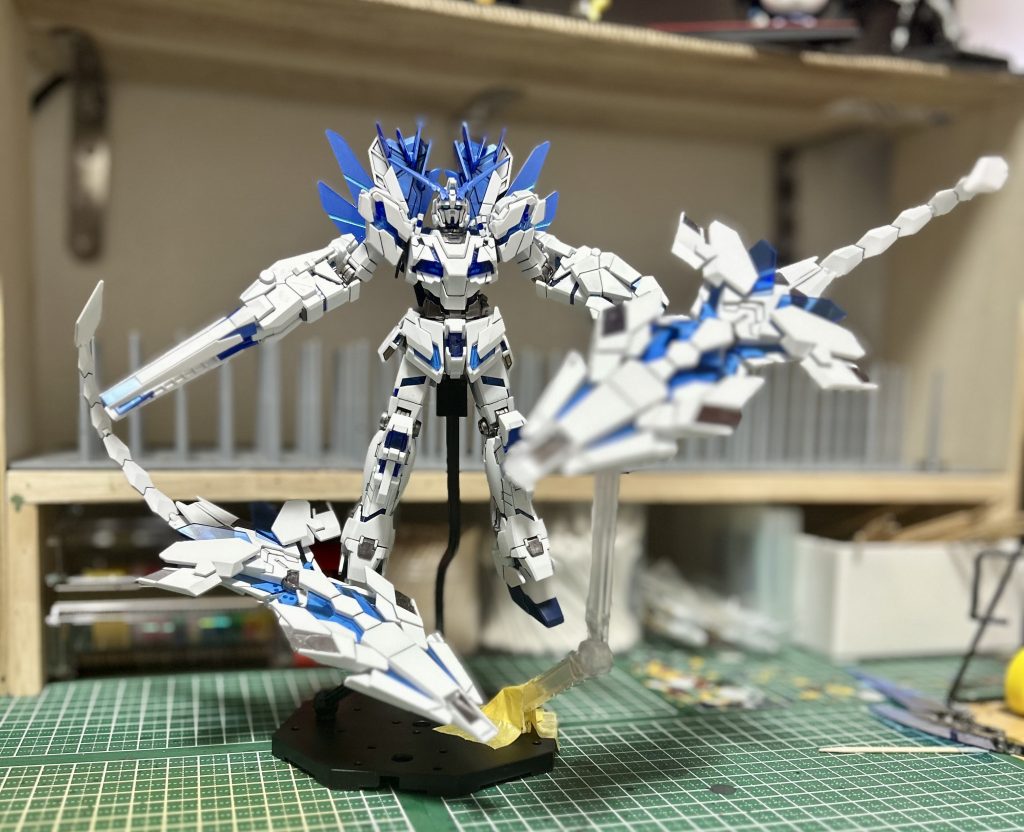 あ、ボカシなども挑戦して撮影してみたのですがどうですか??カッコよく取れてるでしょうか??そしてこのポージング一番好きかもww躍動感?みたいなのを感じ取れていい!!