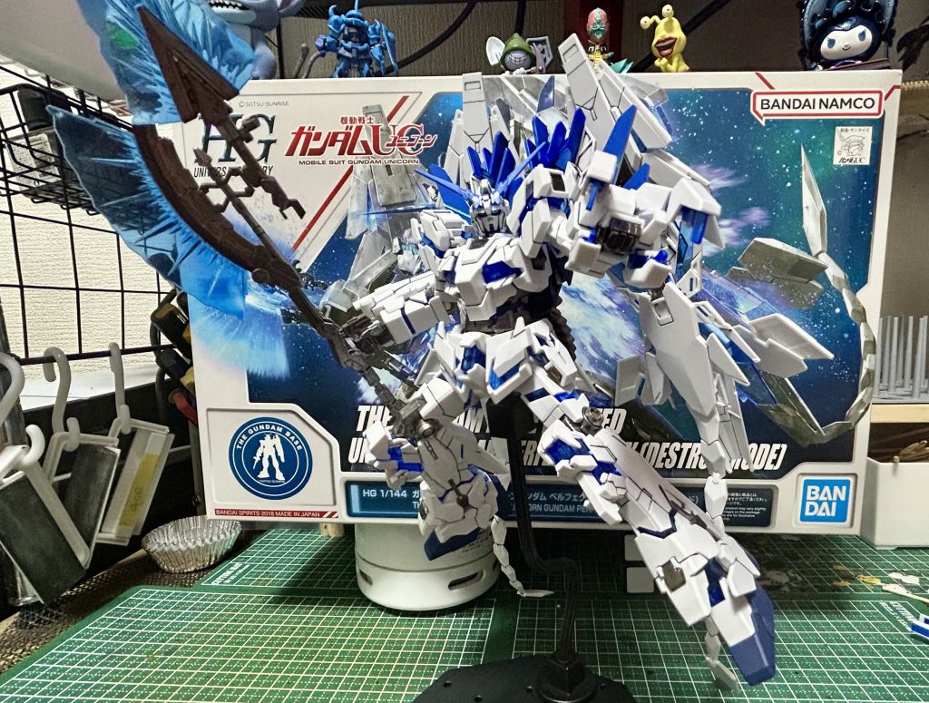 さあさあ2週間ぶりの機体はユニコーンペルフェクティビリティでしたが、パーツ数も多くて墨入れ、部分塗装、組立など大変でしたけど凄く満足の行く機体で楽しく組ませて貰いました!o(*^▽^*)o来週はまた投稿できるかな?微妙かなって感じで今制作を進めてますが、皆様気長にお待ちください!!それでは皆様、良きガンプラ、社畜Lifeを!( ´Д`)ノ~バイバイ