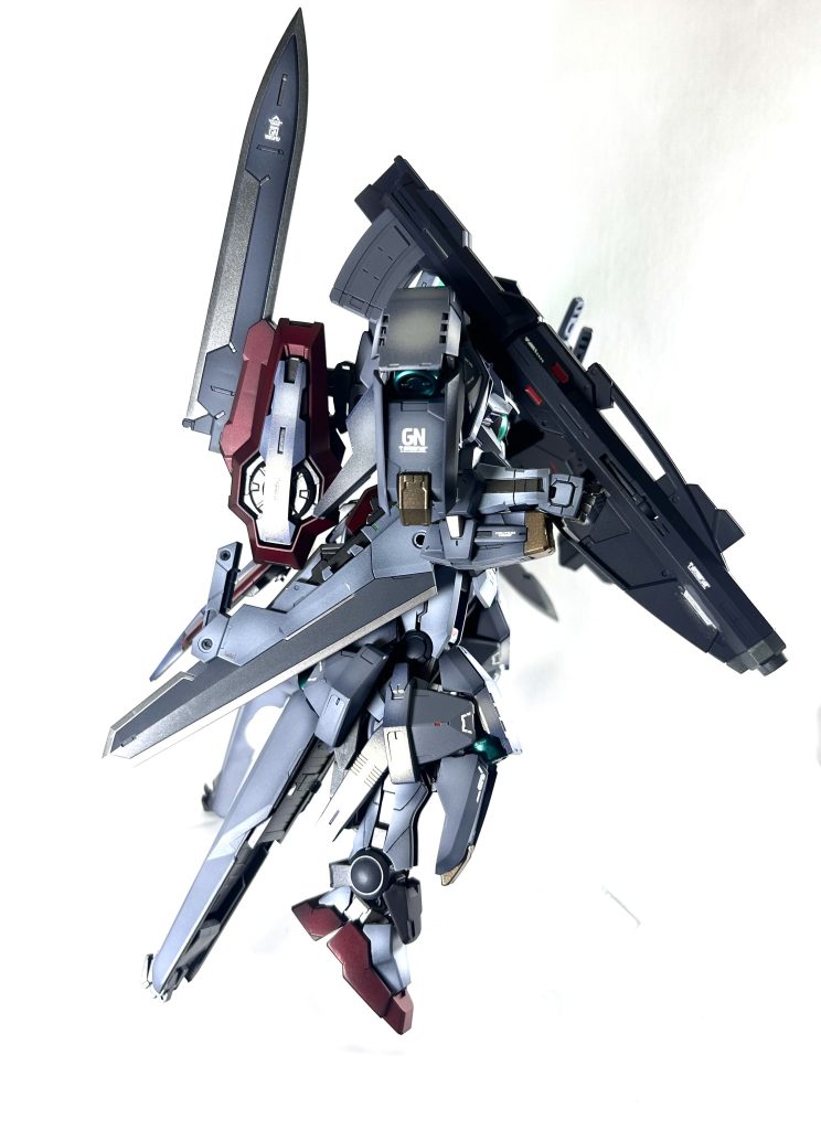 このゴテゴテにNGNバズーカを持った姿が、FAZZと重なりお気に入りです✨