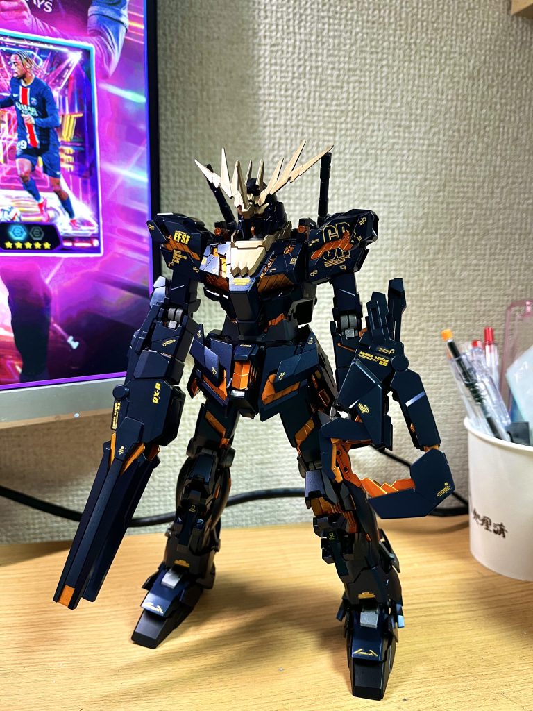 別で作ってたバンシィはこんな感じ。並べて飾ってます！また別で投稿します！