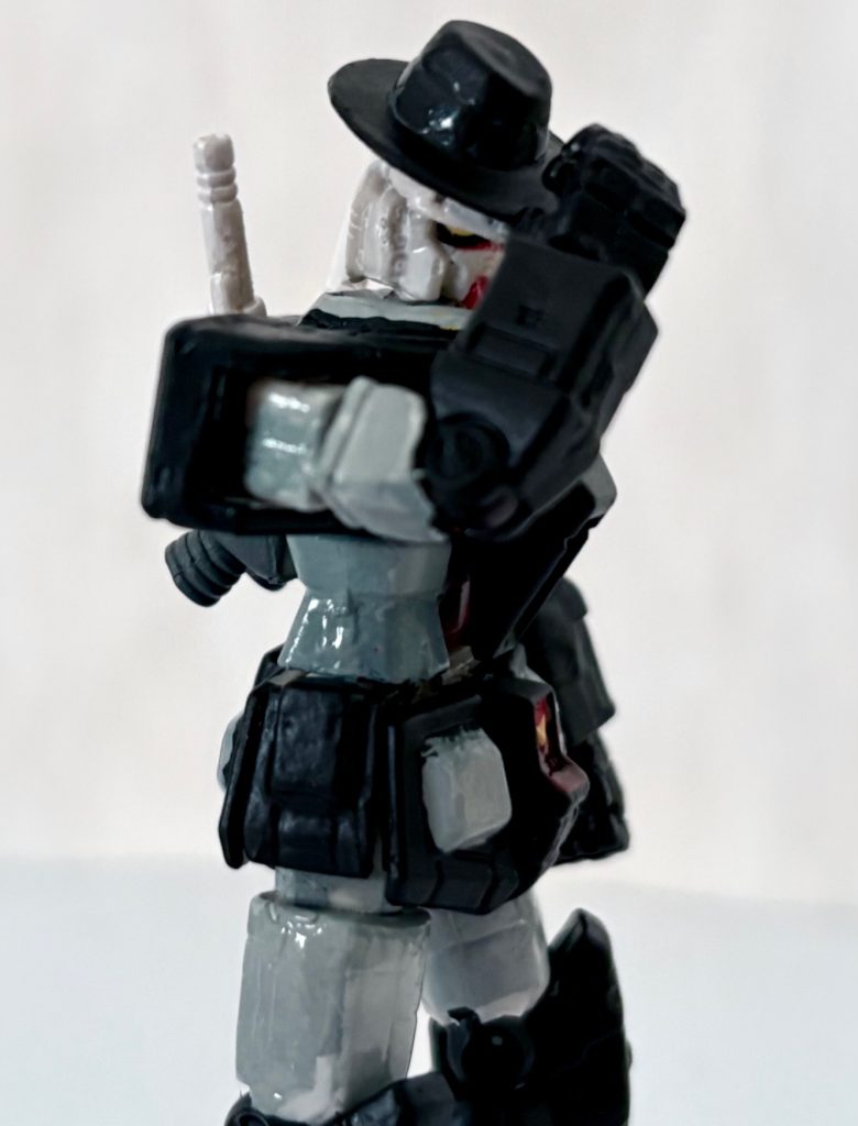 今回はここまで。次のアルセーヌガンダムもこんな渋い感じでやってみるかな・・・。