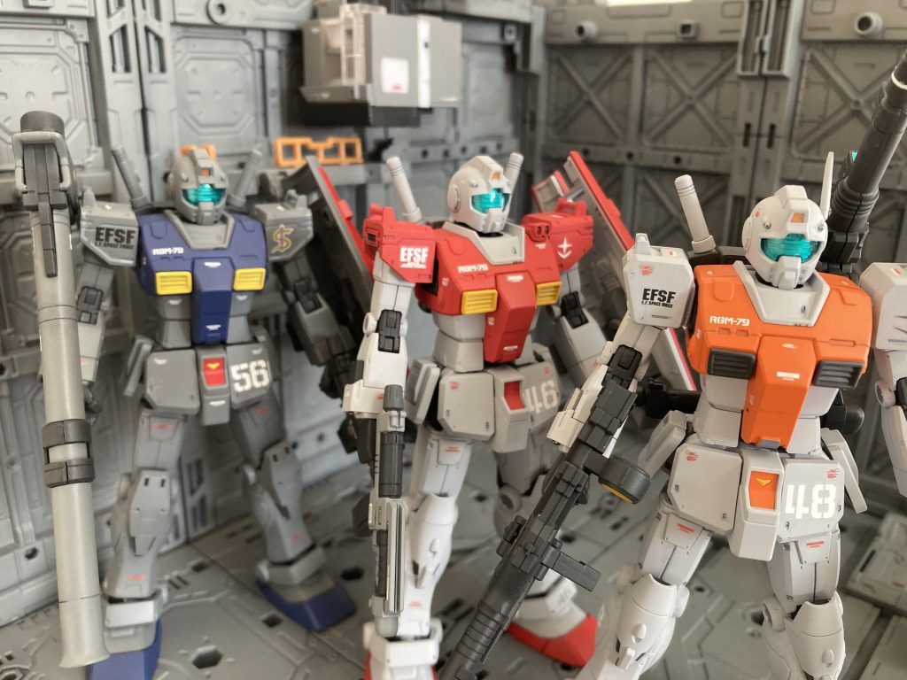 この3体はどれも元々スレッガー機です。改造ポイントはひとつずつ異なります。