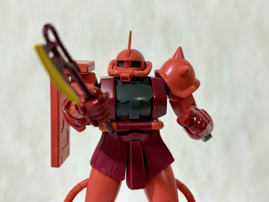 ヒートホークも御覧の通り問題なく持てる。