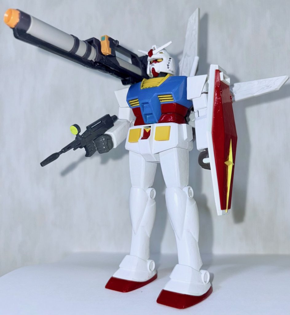 後に巨人はシャンバラの聖域にて発見された聖典の記述をもとにトリコロールカラーで塗り直され、宇宙でも運用できるように改造された。以後インディがこれを動かすこととなる。なおコアファイターも4つのパーツの1つであり、太平洋のセインズアイランドの火山島で発見される(いちおう白い巨人はコアファイターなしでも単独で動けるらしく、あくまで人が乗った場合の脱出装置にすぎないようだ)。