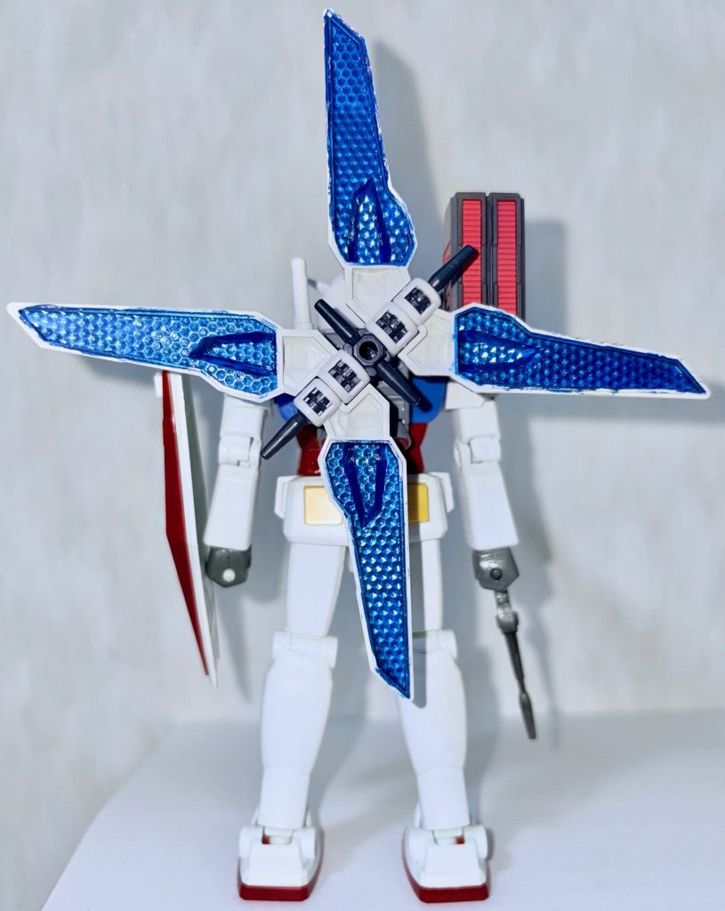 リアビュー。こうしてみるとリフレクターがかなりきれいだ。