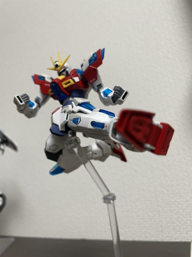 トライバーニングガンダム