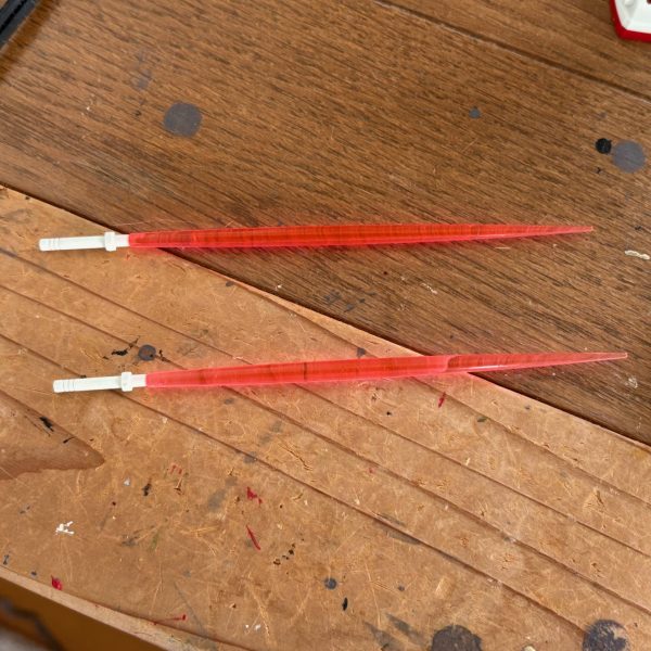 昨日ヤマダ電機で再販されていたリバイバル版のガンダムを購入した。もうこの型は何体も買っているが、ギャンでやってみたい事をコイツでトライ中。以前改造した時よりももっと可動するように、あの手この手でいろいろやってる最中である(iori_sei)しばしば待たれよ(zaku-kao4) （5枚目）