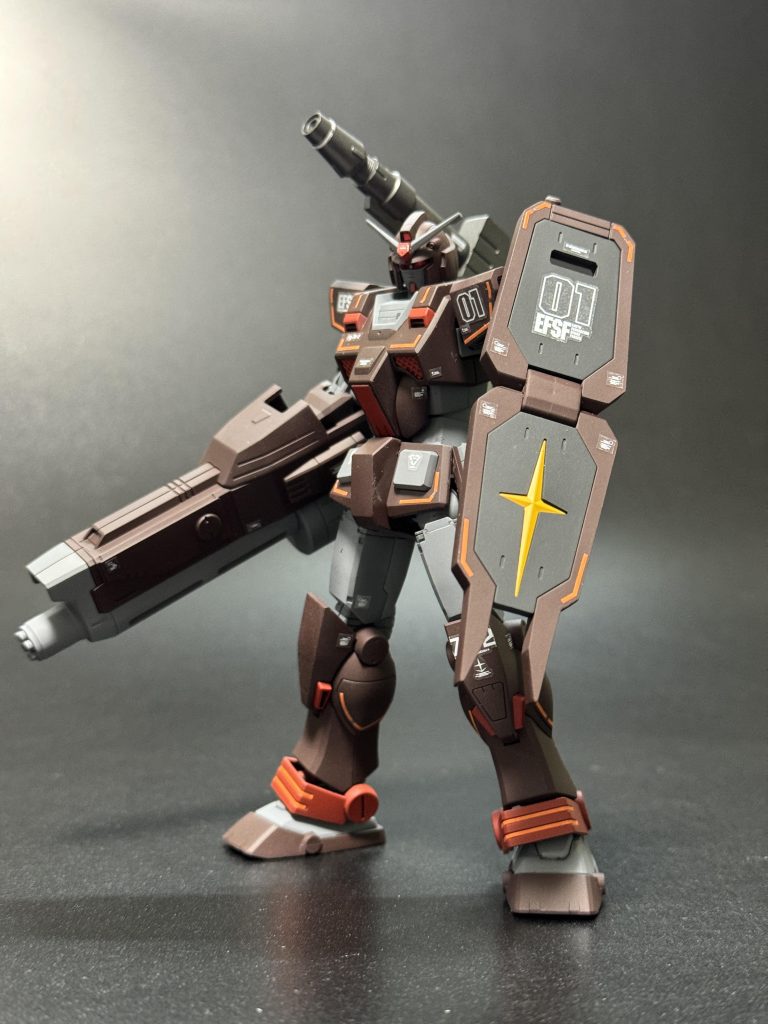 ヘビーガンダムを初めて知ったのはPS版ギレンの野望でしたが、何かパッとしない印象で使ってなかったですがこのヘビーガンダムはカッコいいですね☺️