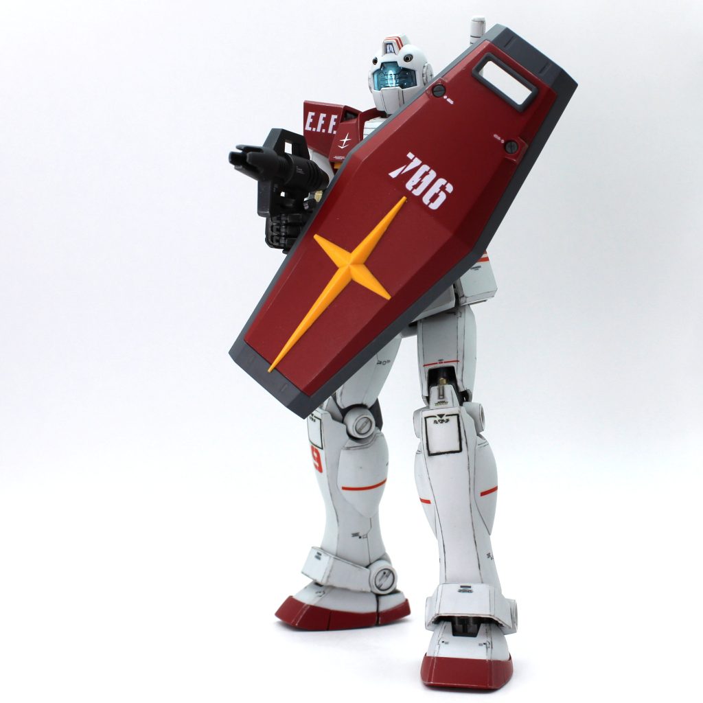 今のペースで新製品が出続けて売れ続ける限り、生産能力を数十%上げたくらいでは「欲しいキットが欲しい時に買えない」状況はいつまでも続くんでしょうね。ただしっかり売れているからこそ、REデナン・ゲーのような通好みな攻めたキットも商品化できると思うので、痛し痒しな状況なのだと個人的には思っています。話が脱線してしまいましたが、最後までご覧いただきありがとうございました。