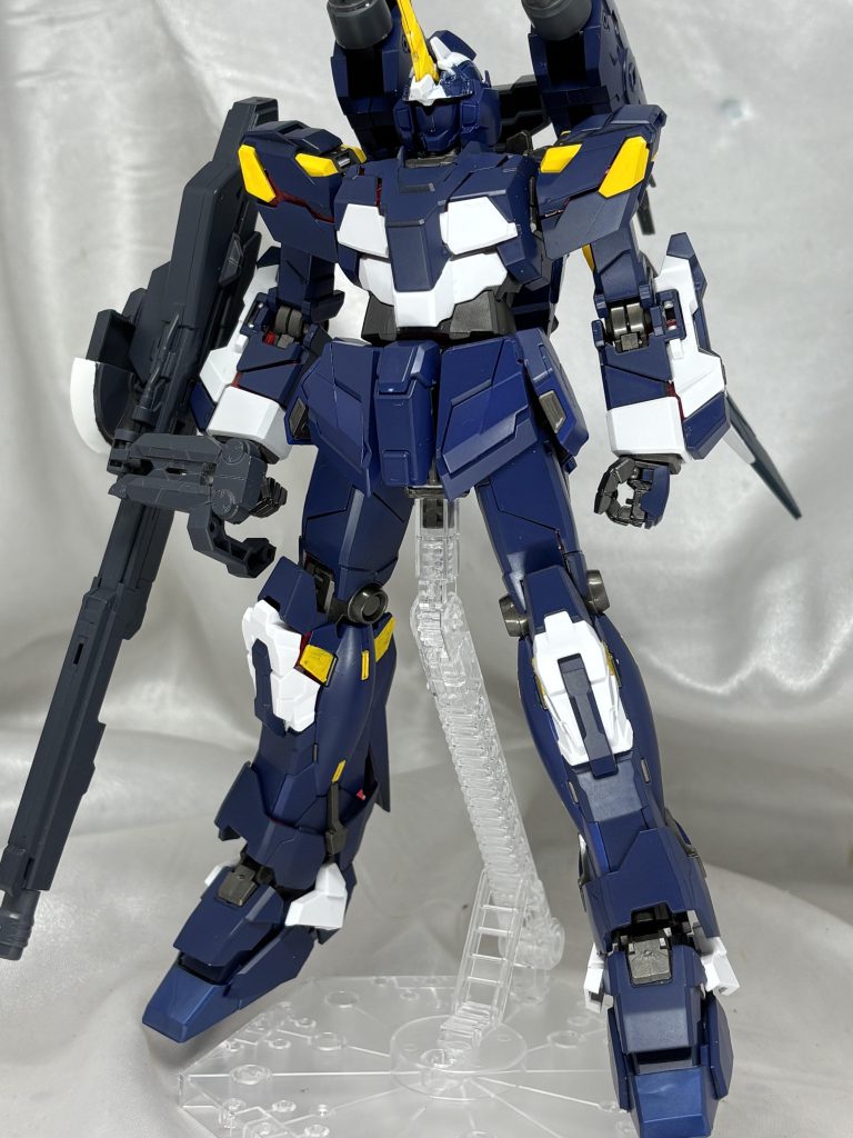 納品状態がこちら。右手に装備されてるのはメガビームマグナムです。