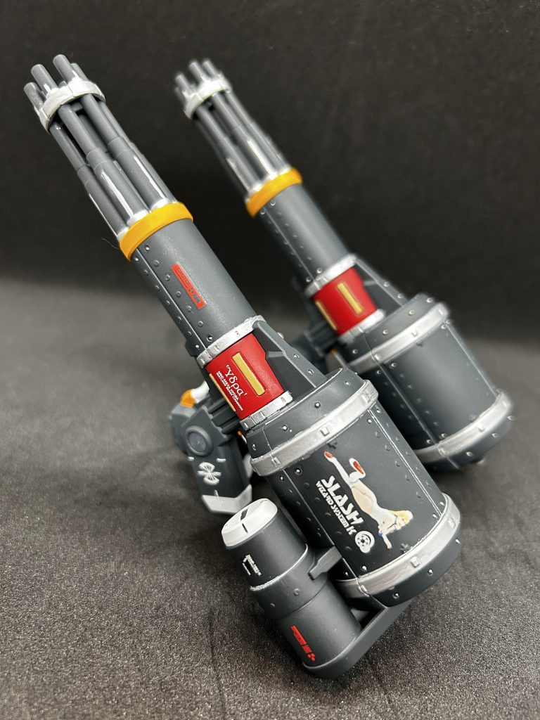 スラッシュウィザード無骨な感じにしたかったので、Dr.リベットで凸モールドを打ちまくりました😄