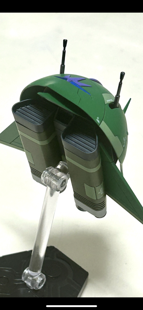 底面はミリタリーっぽいカラーリングにしました。