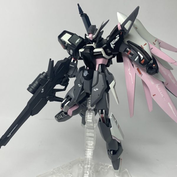 デスティニーガンダム・ルヴァンシュ