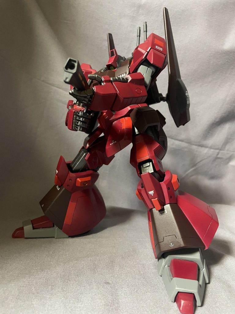 太ももでロールできるようにしたので、クレイバズーカをドシっ!っと構えられるようになりました🎵