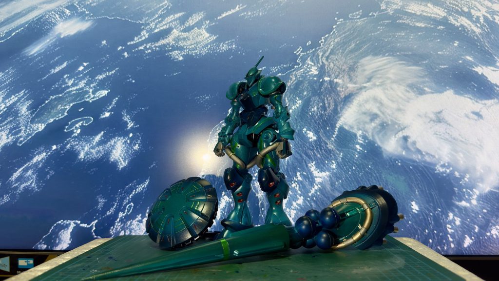 目立たないけど黒いパーツはプリズムブルーブラックです初めて使いましたがめっちゃ良い色合い！これは人気の色なのも納得ですね〜