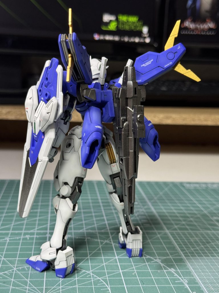 もしかしてかかと部分の塗り分け忘れて可能性があります