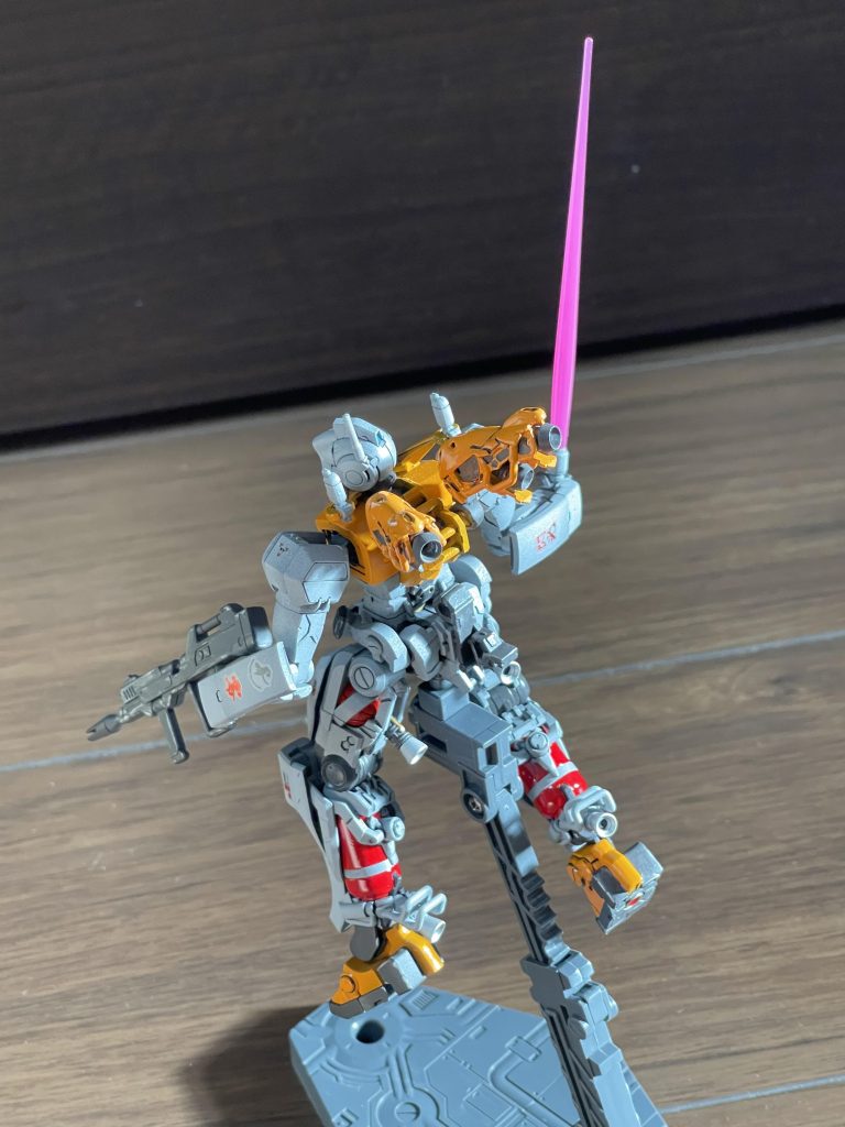 閲覧していただき、ありがとうございました。老眼には辛いキットでしたが、無事完成して一安心です。コメント、いいね、していただけると嬉しいです。よろしくお願いします。