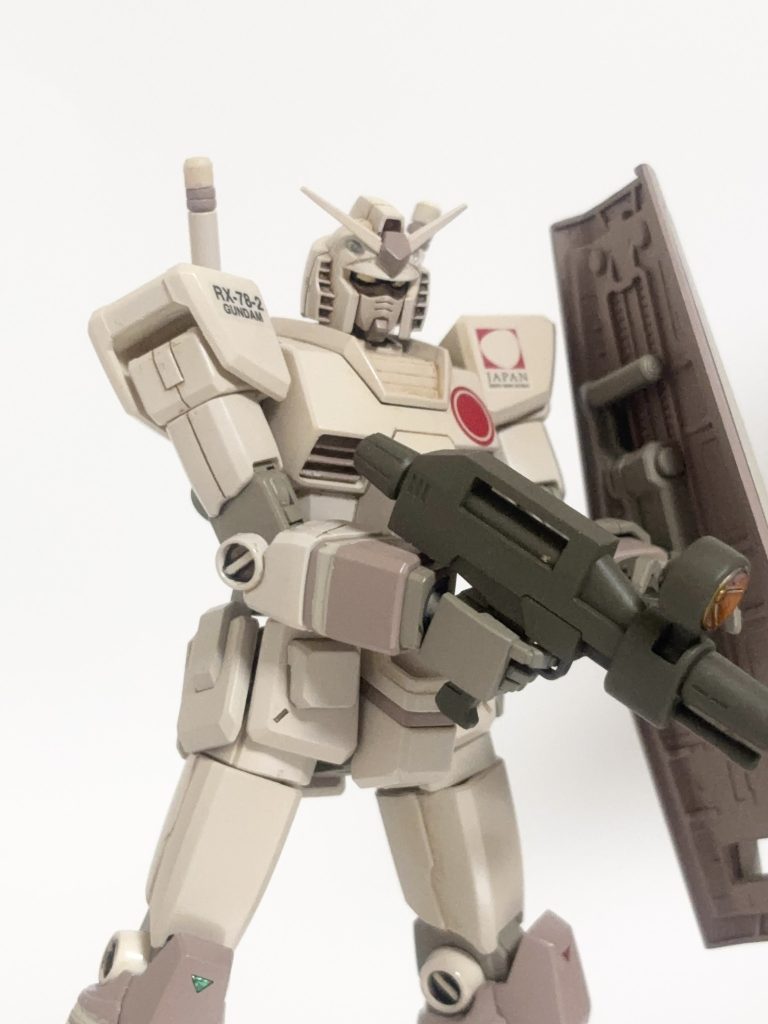 デザートタイプにしたいと思いつつ、先にEGガンダムでやってたのでどう差別化するかが悩みどころでした。