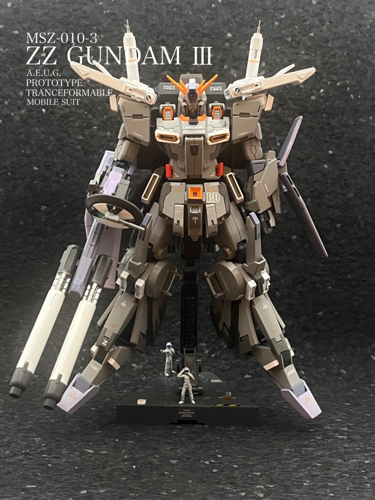 ZZガンダム3号機　セミハッチオープン