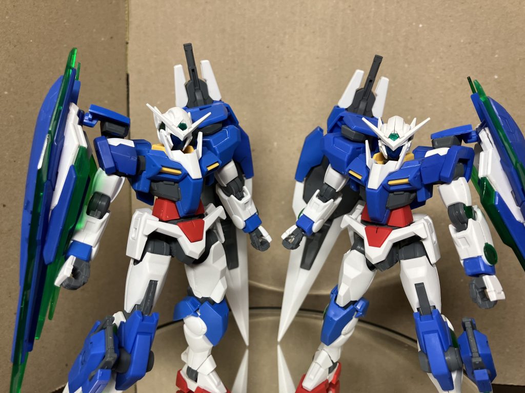 頭部はエクシアのものを利用し、レジンでゴーグル風にしました。