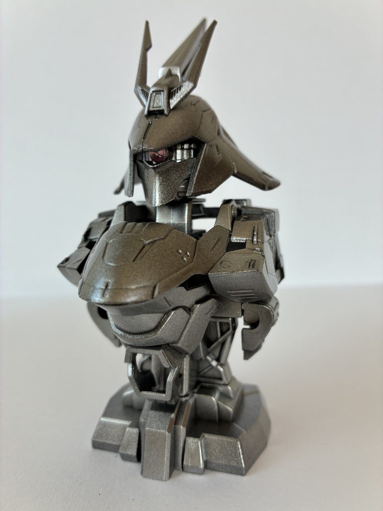 サザビー　メカニカルバスト